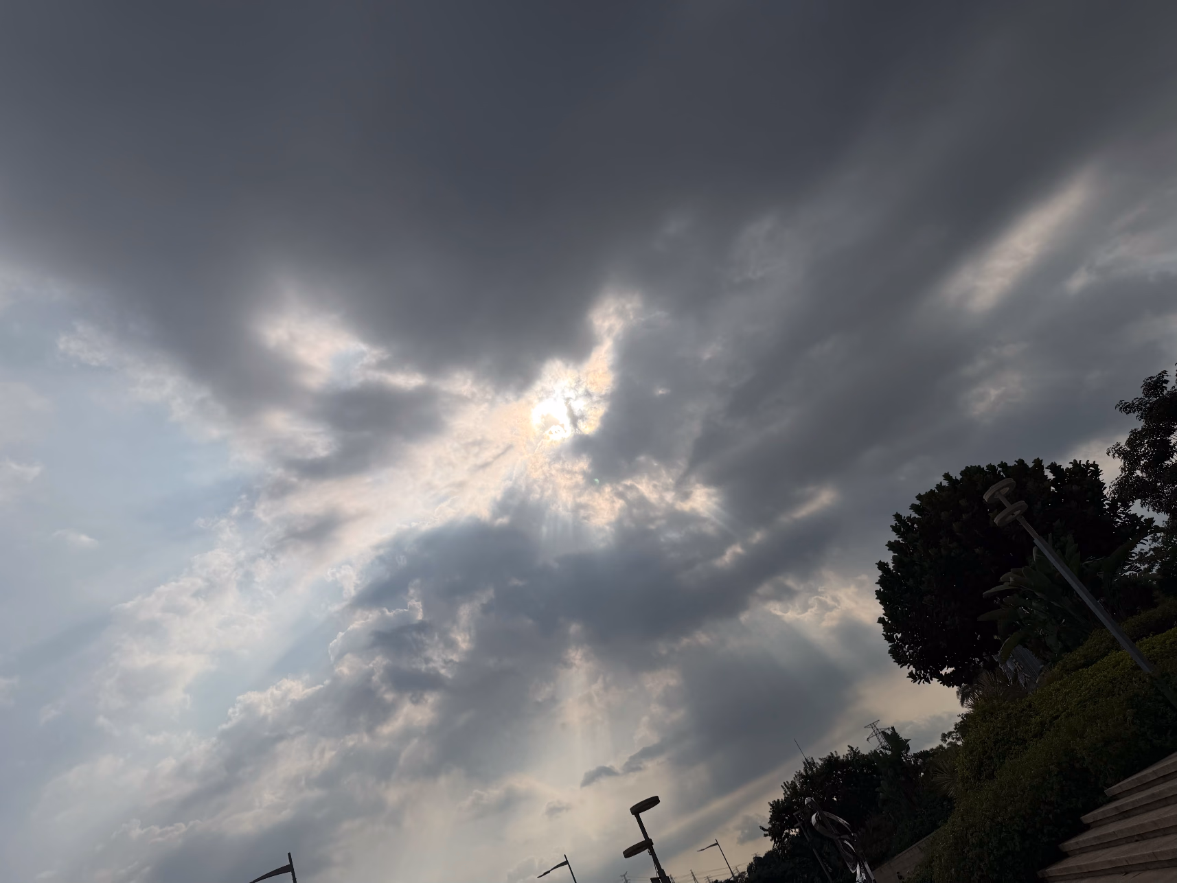 MultipartFile 输入流可重复读吗
